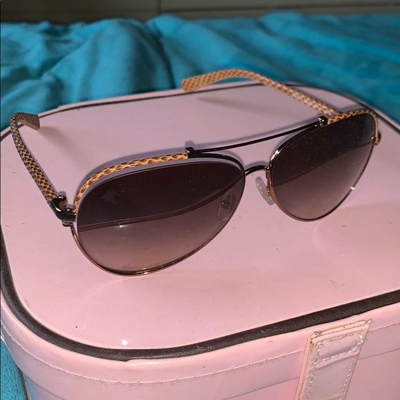 tory burch rose gold sunglasses
